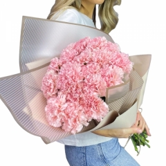 Çizgili Pembe Karanfil Buketi